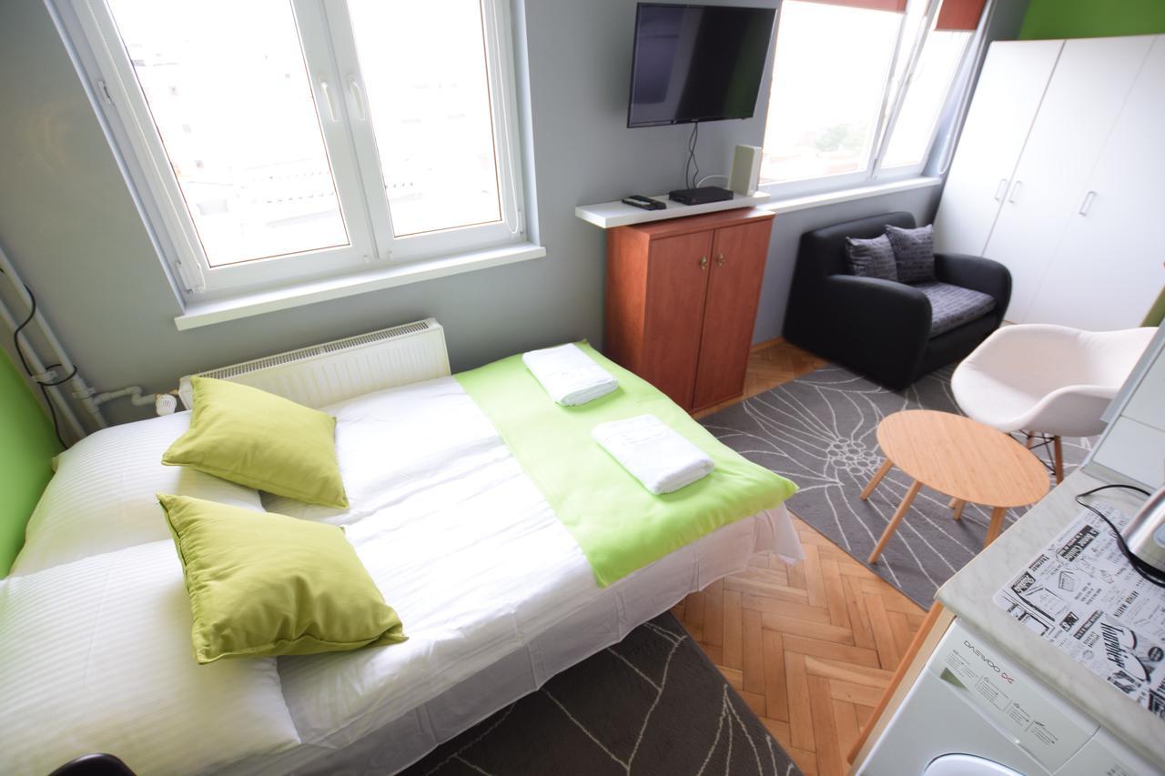 ורשה Elegant Apartment Chmielna Promenade מראה חיצוני תמונה